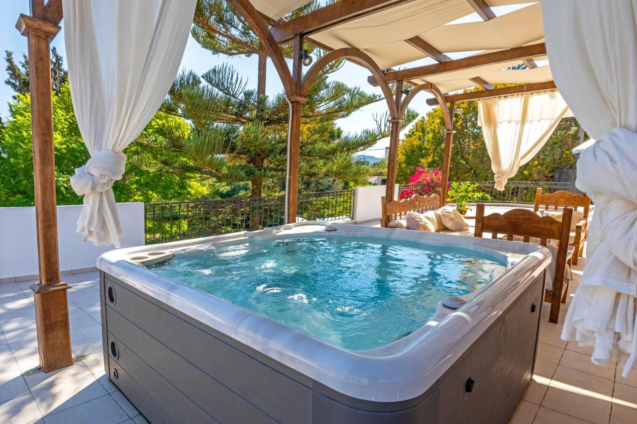 Anna'S Brilliant Villa In Ialysos المظهر الخارجي الصورة